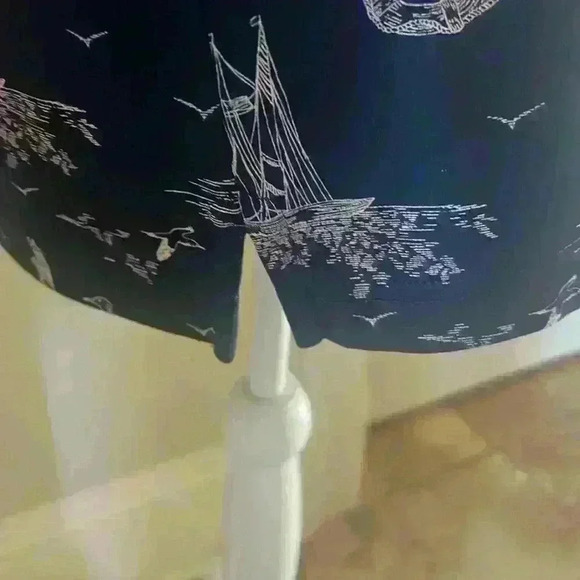 Lands End Men’s pullover 100% Supima Cotton Medium. 38/40.  Excellent condition - Picture 9 of 10